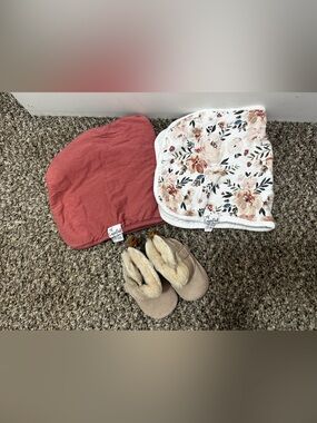Copper pearl burp rags and Uggs
